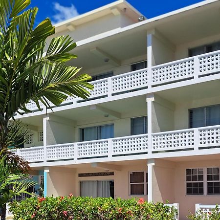 Melrose Beach Apartments Inc Bridgetown Bagian luar foto