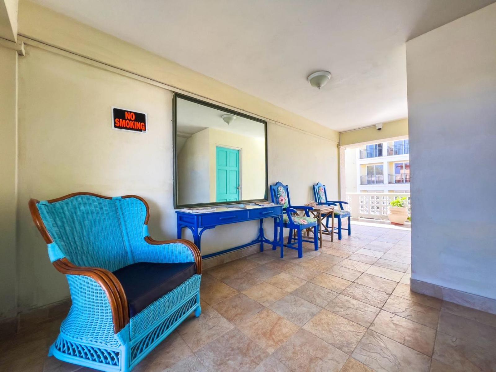 Melrose Beach Apartments Inc Bridgetown Bagian luar foto