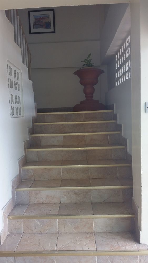 Melrose Beach Apartments Inc Bridgetown Bagian luar foto